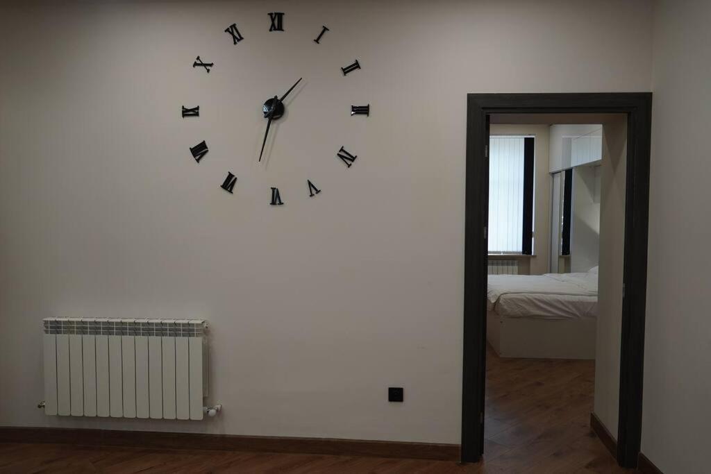 Lovely, Newly Remodeled Apartment In Yerevan! Zewnętrze zdjęcie