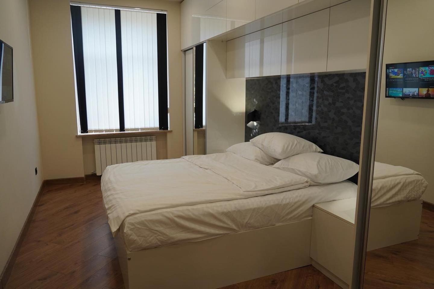 Lovely, Newly Remodeled Apartment In Yerevan! Zewnętrze zdjęcie